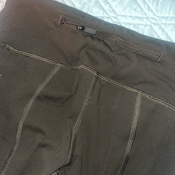 Lululemon leggings - Picture 2 of 4